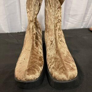 Steve Madden Velvet Tan Heeled Boots